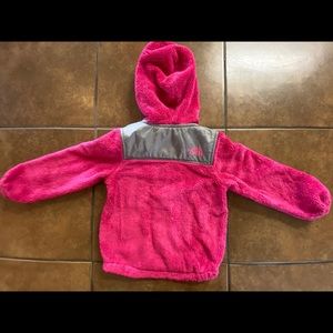 2T The North Face Fleece Jacket